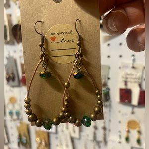 Hand made earring copper metal and glass beads